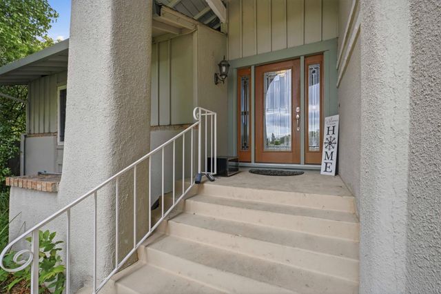 8008 Mesa Oak Way, Citrus Heights, CA 95610