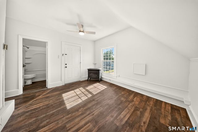 42-46 Hanford Avenue, Bridgeport, CT 06605