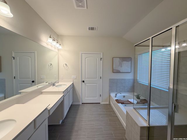 141 Inverness, Boerne, TX 78015