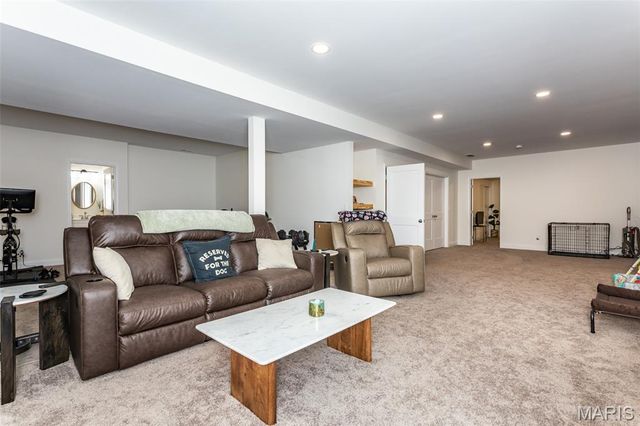 7987 Matterhorn Canyon Road, Caseyville, IL 62232
