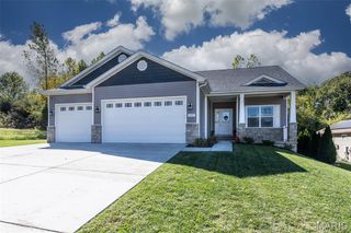 7987 Matterhorn Canyon Road, Caseyville, IL 62232