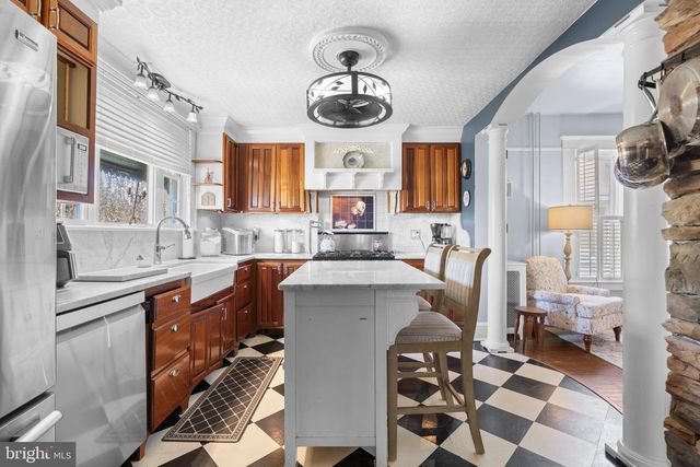 1916 HANOVER PIKE, Hampstead, MD 21074