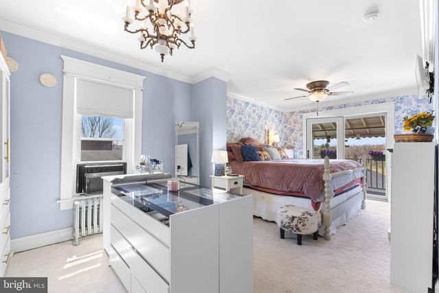 1916 HANOVER PIKE, Hampstead, MD 21074