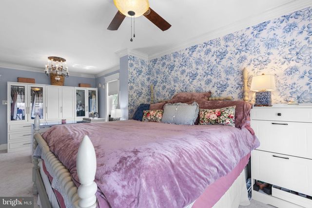 1916 HANOVER PIKE, Hampstead, MD 21074