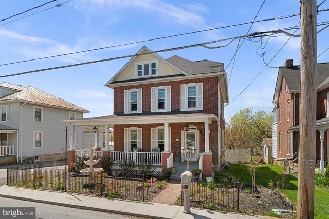 1916 HANOVER PIKE, Hampstead, MD 21074