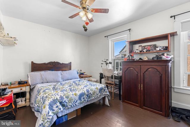 1916 HANOVER PIKE, Hampstead, MD 21074