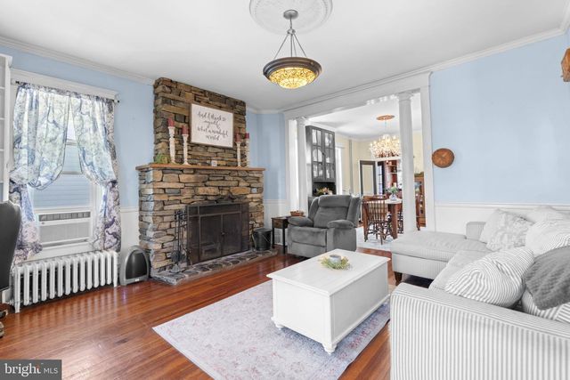 1916 HANOVER PIKE, Hampstead, MD 21074