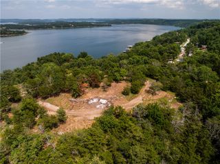 18312 Roth Ridge Road, Rogers, AR 72756