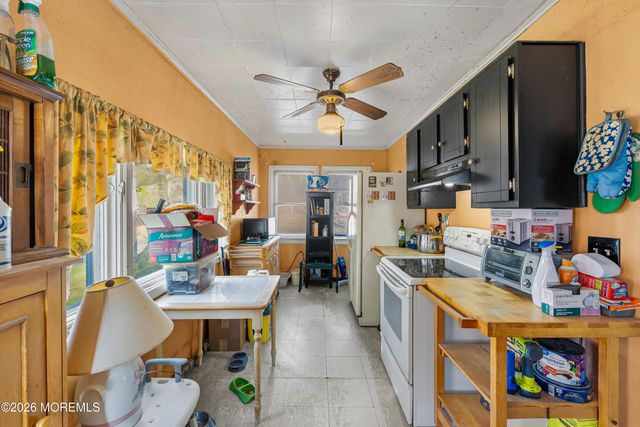 59 Nomoco Road, Freehold, NJ 07728