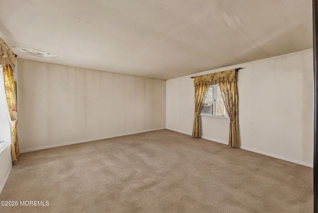 59 Nomoco Road, Freehold, NJ 07728