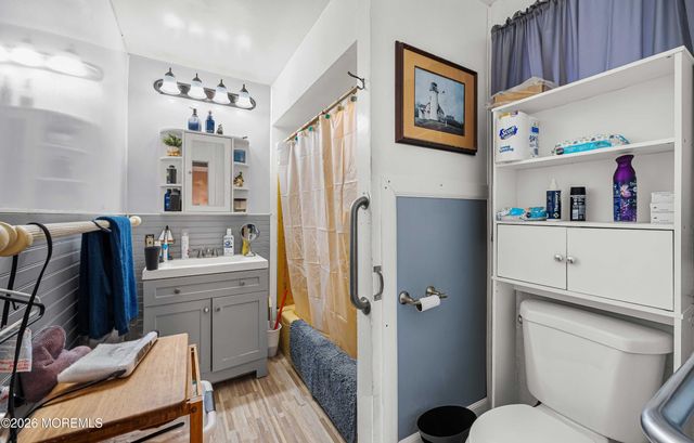 59 Nomoco Road, Freehold, NJ 07728