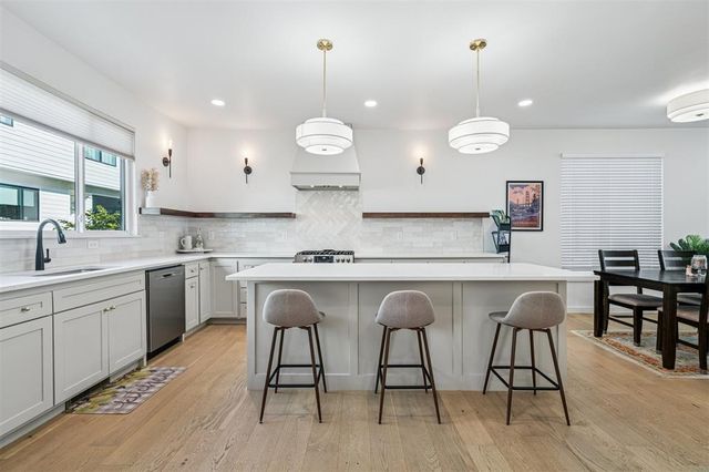 1312 N Blackwelder Avenue, Oklahoma City, OK 73106