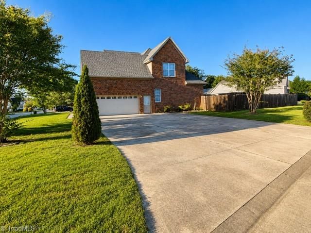 358 Quick Silver Drive, Winston-salem, NC 27127