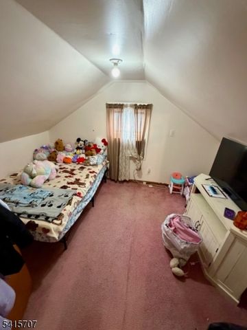 24 Hollywood Ave, Hillside Twp., NJ 07205