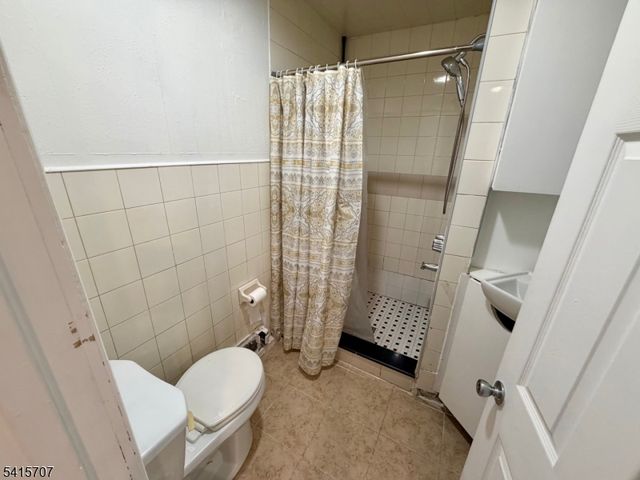 24 Hollywood Ave, Hillside Twp., NJ 07205