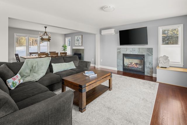 95 Winterbird Ridge Road, Stowe, VT 05672