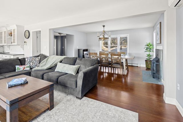 95 Winterbird Ridge Road, Stowe, VT 05672