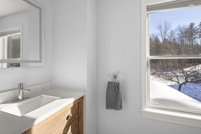 95 Winterbird Ridge Road, Stowe, VT 05672