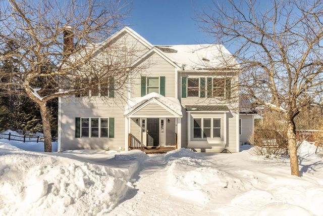 95 Winterbird Ridge Road, Stowe, VT 05672