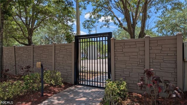 1806 Concordia Lake CIR 2210, Cape Coral, FL 33909