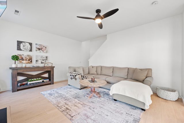 1676 Jorrington Street, Mount Pleasant, SC 29466