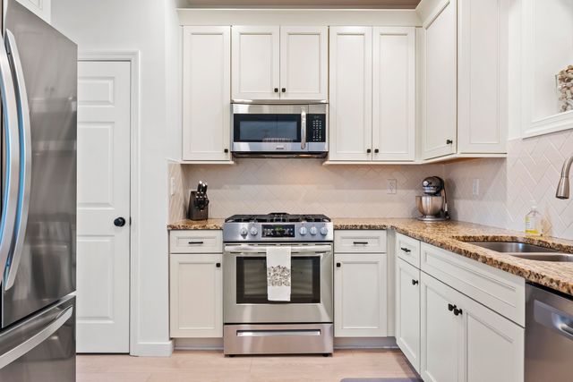 1676 Jorrington Street, Mount Pleasant, SC 29466