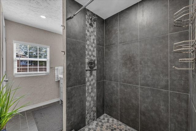 710 S Spears Street, Alvarado, TX 76009