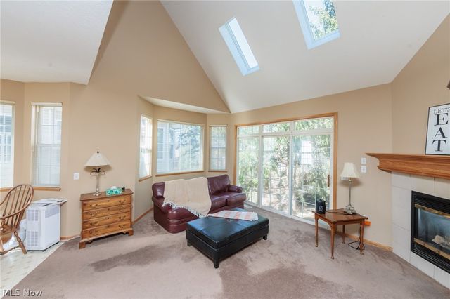 18608 Southporte Drive, Strongsville, OH 44136