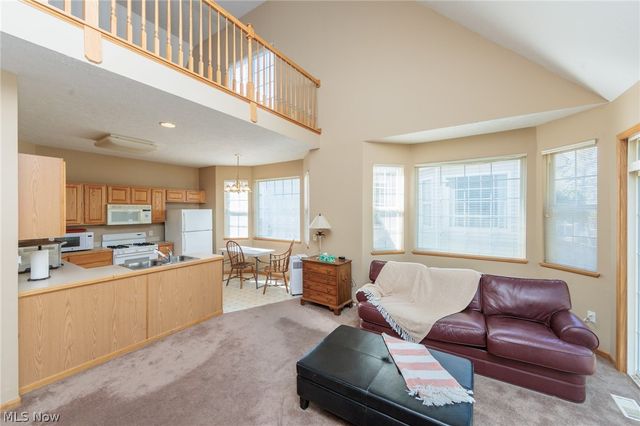 18608 Southporte Drive, Strongsville, OH 44136