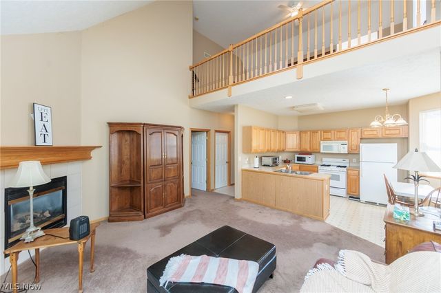 18608 Southporte Drive, Strongsville, OH 44136