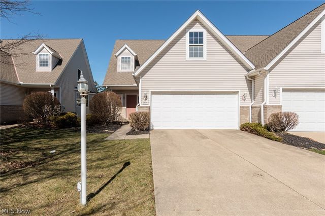 18608 Southporte Drive, Strongsville, OH 44136