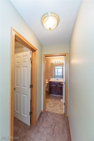 18608 Southporte Drive, Strongsville, OH 44136