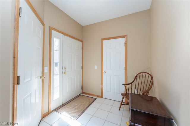 18608 Southporte Drive, Strongsville, OH 44136