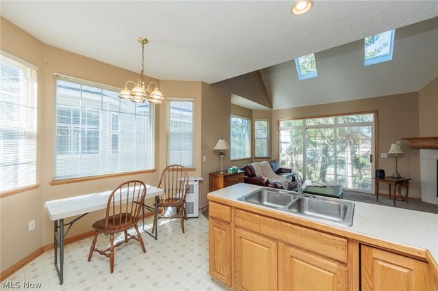 18608 Southporte Drive, Strongsville, OH 44136