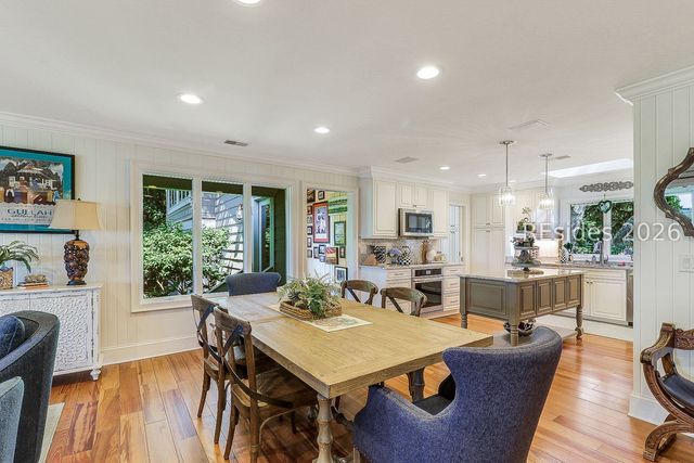 4 Hartford Pl, Hilton Head Island, SC 29928