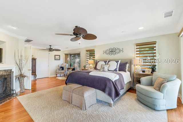 4 Hartford Pl, Hilton Head Island, SC 29928