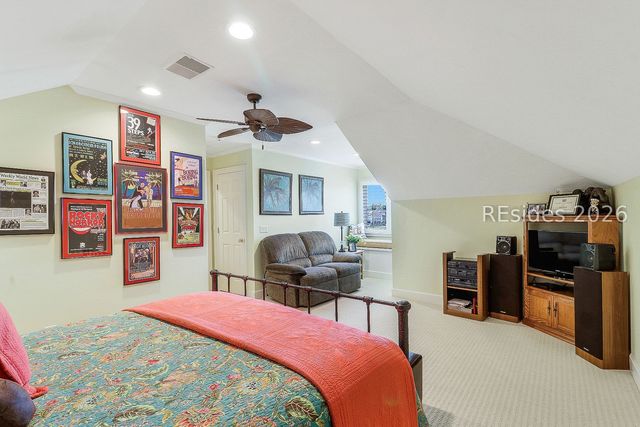 4 Hartford Pl, Hilton Head Island, SC 29928