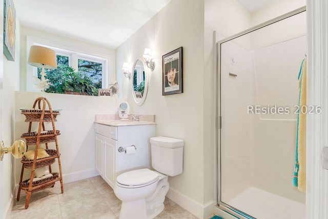 4 Hartford Pl, Hilton Head Island, SC 29928