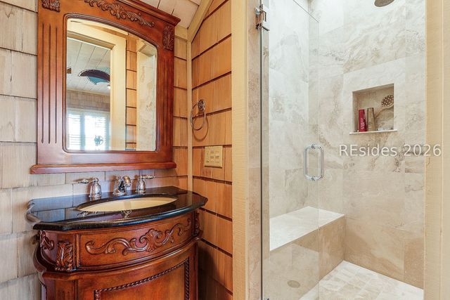 4 Hartford Pl, Hilton Head Island, SC 29928