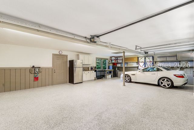 4 Hartford Pl, Hilton Head Island, SC 29928