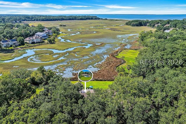 4 Hartford Pl, Hilton Head Island, SC 29928
