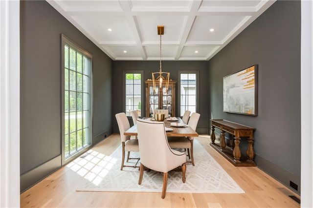 345 Roswell Farms Drive, Roswell, GA 30075