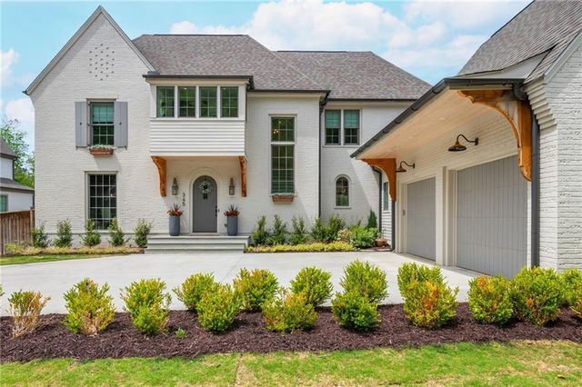345 Roswell Farms Drive, Roswell, GA 30075