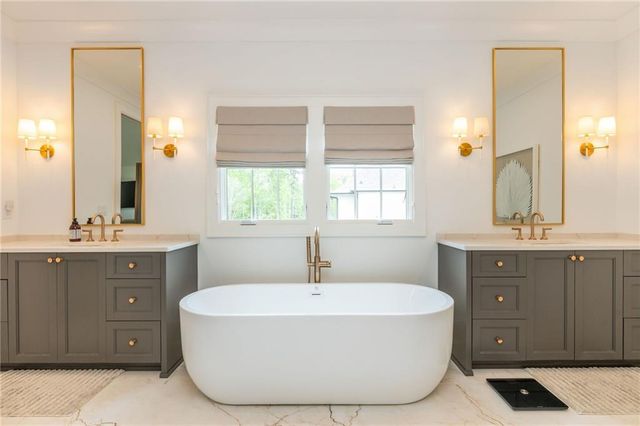 345 Roswell Farms Drive, Roswell, GA 30075