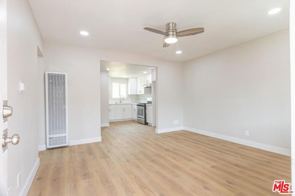 Image 17 of property listing at 1535 E 92nd Street, Los Angeles, CA 90002