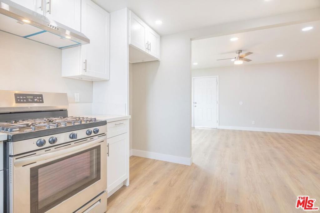 Image 5 of property listing at 1535 E 92nd Street, Los Angeles, CA 90002