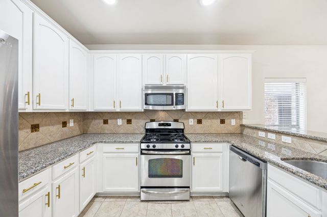 6743 Pistoia Drive, Frisco, TX 75034