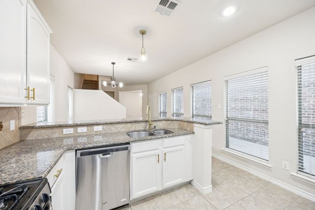 6743 Pistoia Drive, Frisco, TX 75034