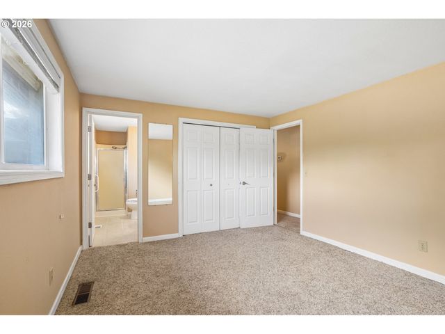 2104 Ne 128TH Ave, Vancouver, WA 98684