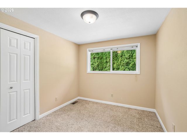 2104 Ne 128TH Ave, Vancouver, WA 98684